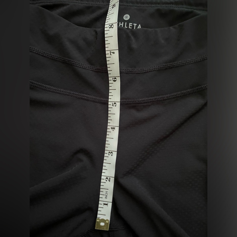 Athleta Be Free Dobby Knicker Capri Leggings Women's Small Black Activewear Crop - Picture 10 of 12